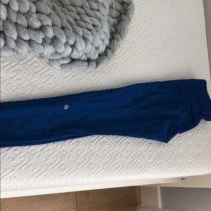 Size 4/6: took the tag off but I’m 4 and they fit